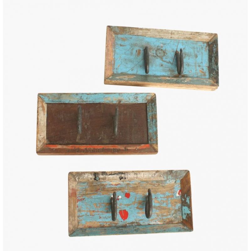 Rustic Wall Coat Hooks – Vintage Peg Rail in Reclaimed Wood Smithers Coat Hooks & Racks £20.00 Reclaimed Boat Wood product_fe...