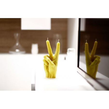 Victory Wax Candle  Retro Ornaments £42.00      product_features