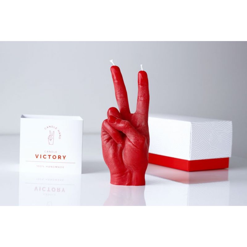 Victory Wax Candle  Retro Ornaments £42.00      product_features