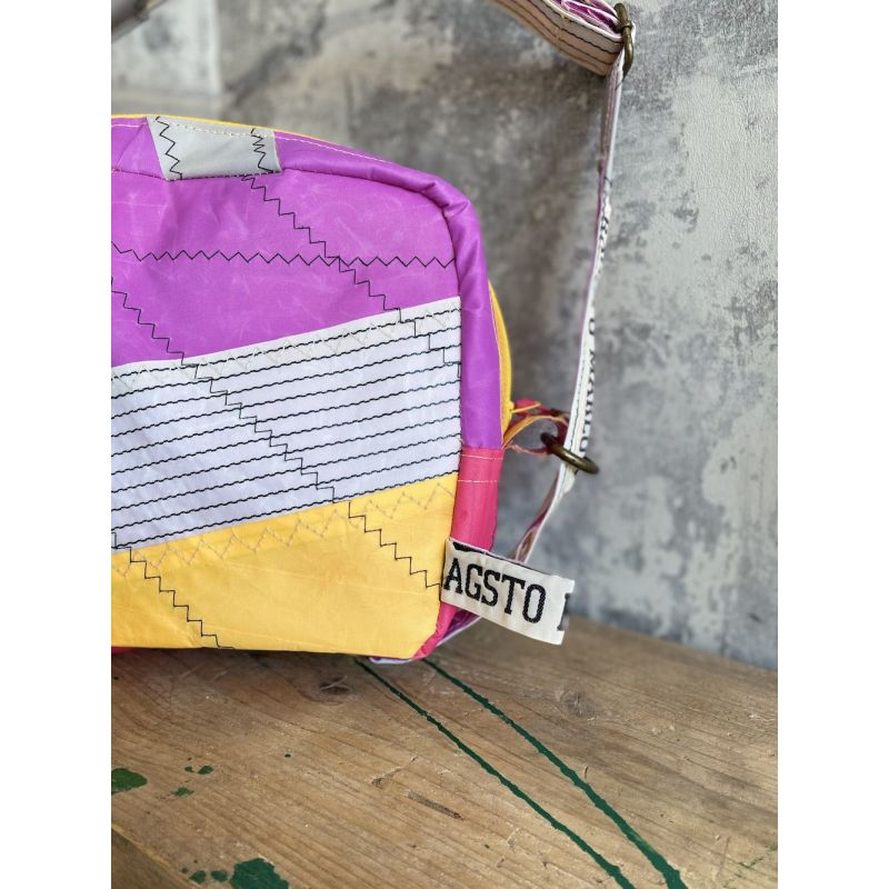 Ragsto Sail Bags  Money For Nothing BBC £44.00      product_features