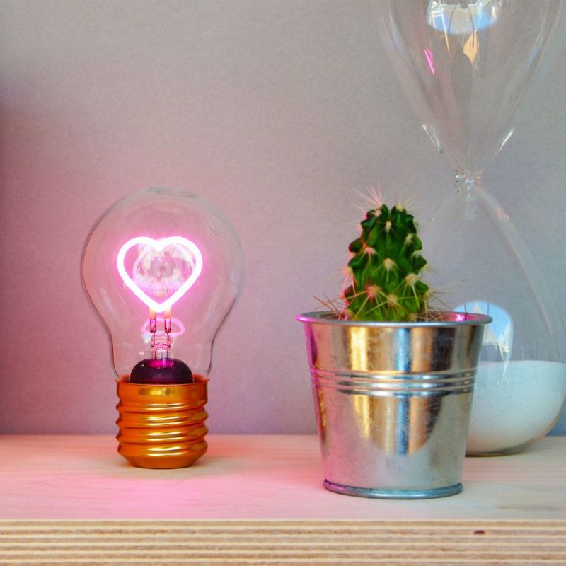 Retro Pink Cordless Heart Light Bulb SUCK UK Personal Accessories £30.00 product_features