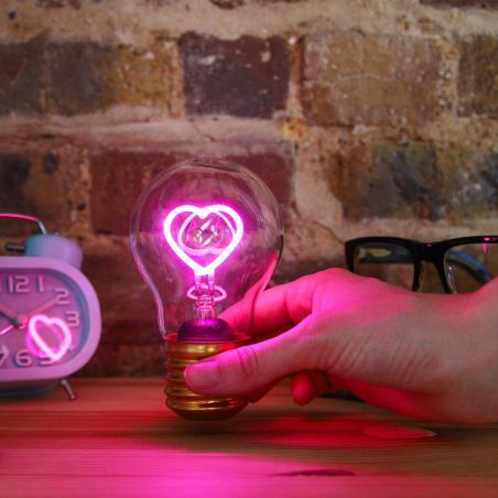 Retro Pink Cordless Heart Light Bulb SUCK UK Personal Accessories £30.00 product_features