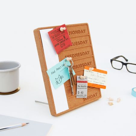 Cork Weekday Planner SUCK UK Christmas Gifts &pound;15.00 product_features