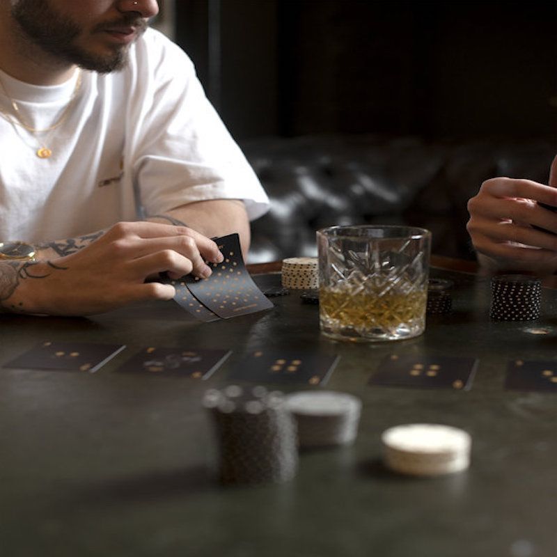 Dead Man’s Hand Poker Game Set SUCK UK Gifts £79.00      product_features