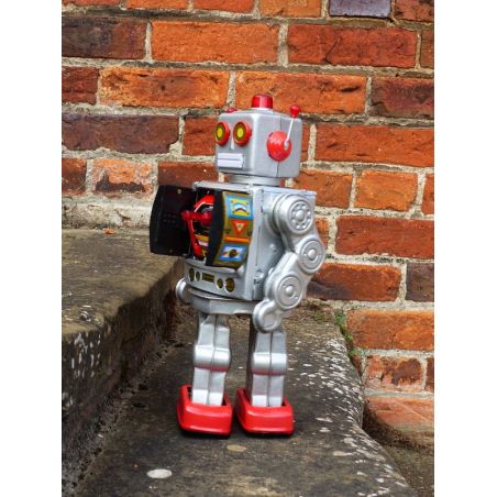 Retro Spaceman Robot Smithers Retro Ornaments £55.00      product_features