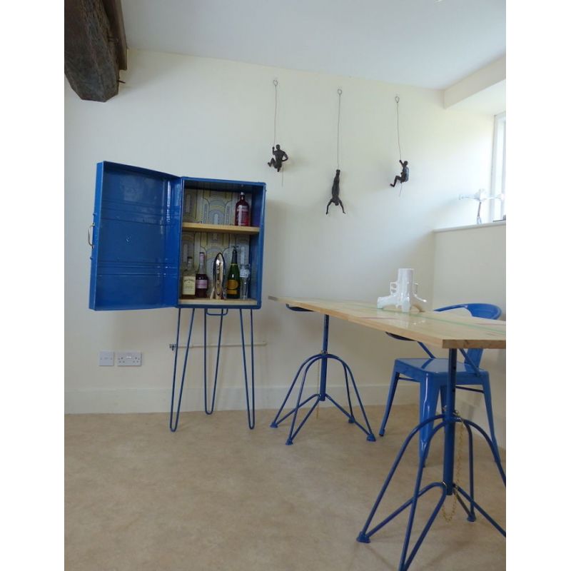 Cocktail Trunk Cabinet Archives £435.00 Bar product_features