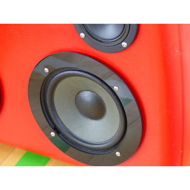 Red Ted BoomBox Smithers Gifts £458.00      product_features
