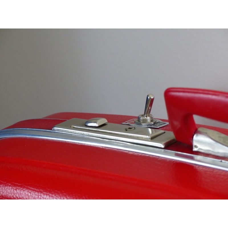 Red Ted BoomBox Smithers Gifts £458.00      product_features