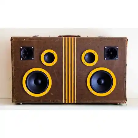 BOOMBOX ACE-FACE Smithers Archives &pound;682.00 product_features