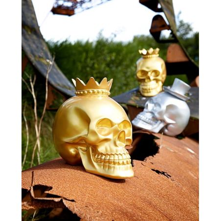 The King&rsquo;s Head Gold Skull &ndash; Iconic Home Ornament & Gift-Worthy Decor Smithers Halloween &pound;350.00 product_features